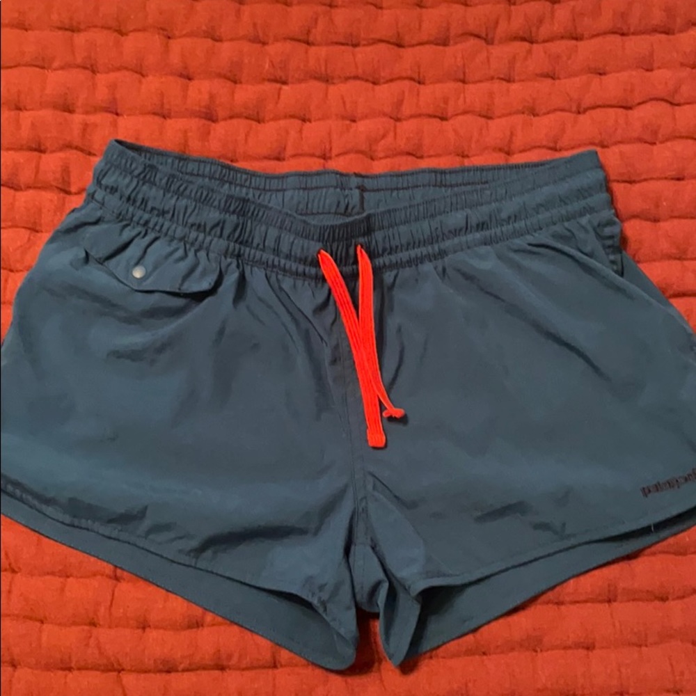 Patagonia size 4 shorts